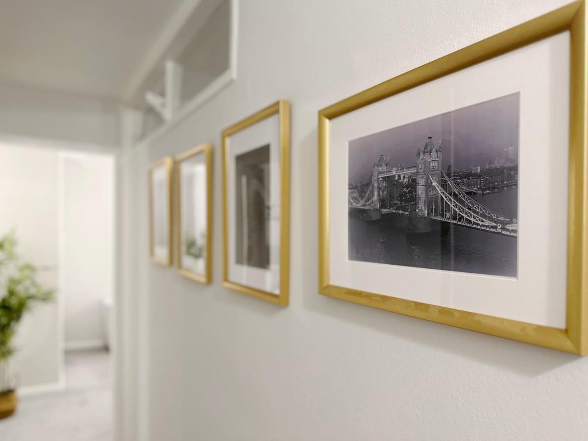 Zoey Place Near Thames River - 2 Double Beds, 1 Single Bed, Spacious, Ideal For Families Appartement