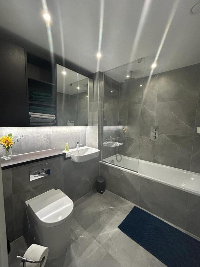 Appartamento One West Point , Icon Tower *
