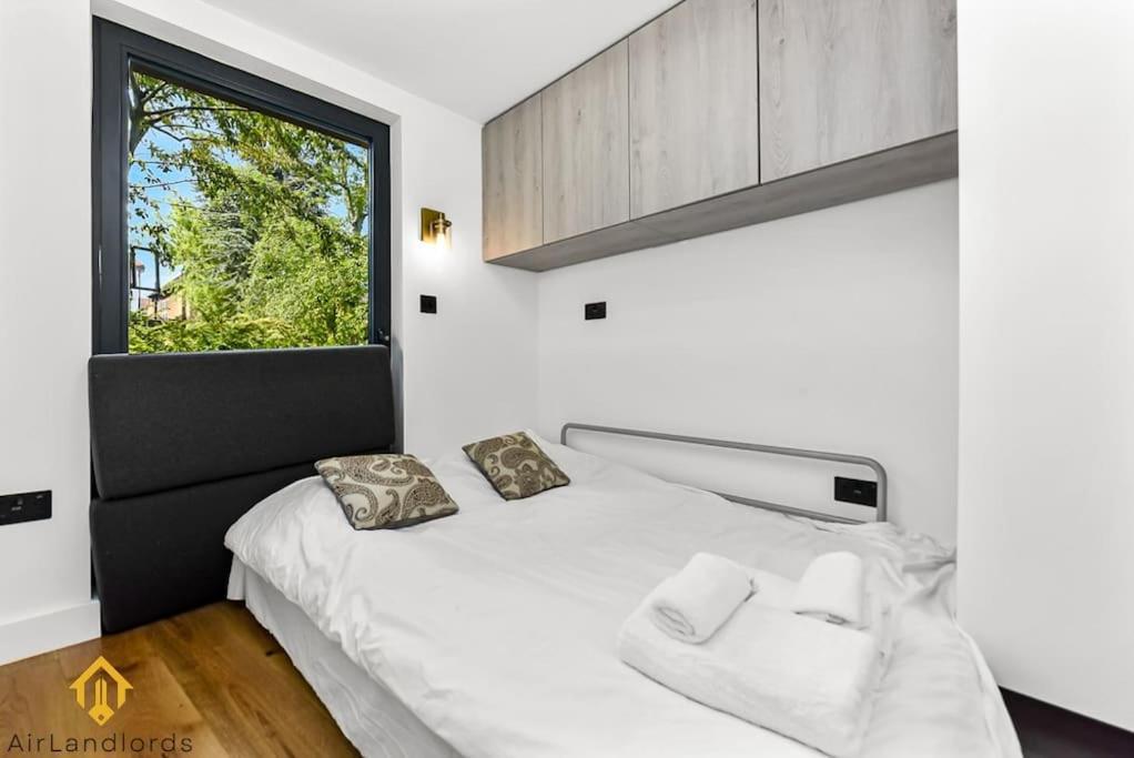 Semesterbostad Charming Modern Chic Pad Summer House London