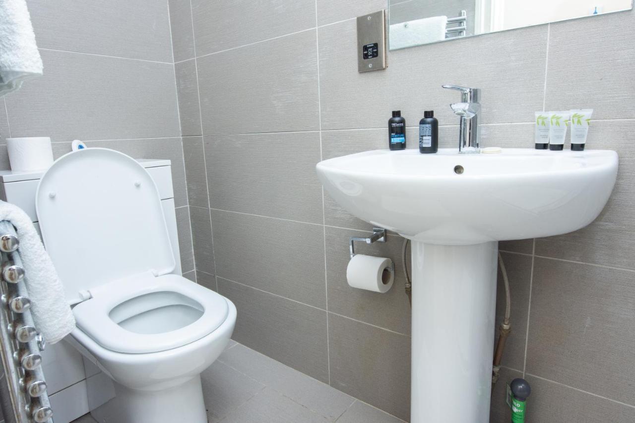 Evergreen Apartments-flat 5, Lejlighed London