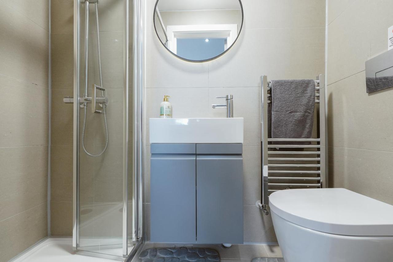 Chelsea Studio Flats Homestay London