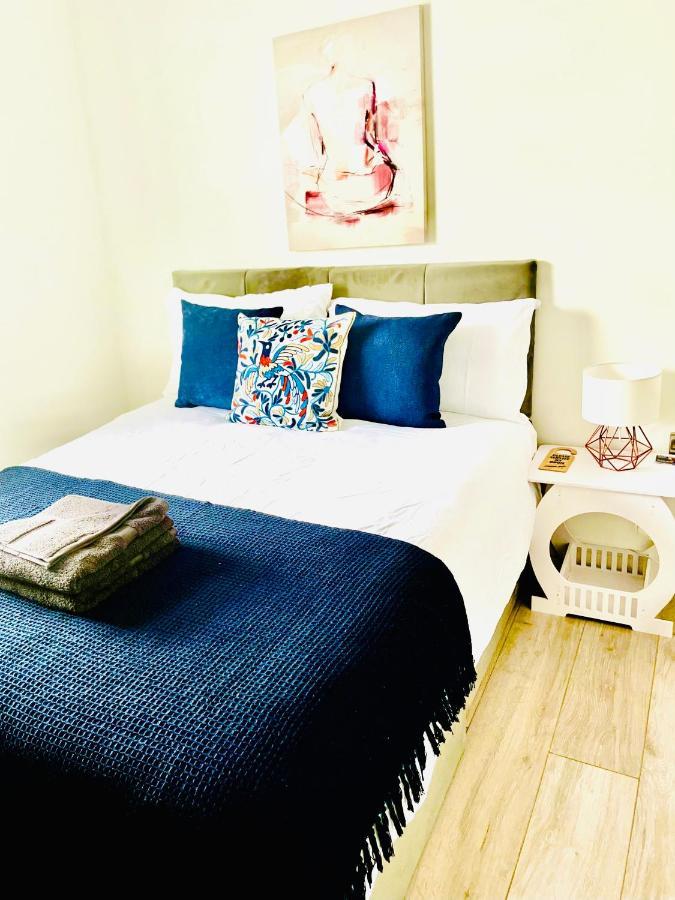 Chelsea Studio Flats Homestay *