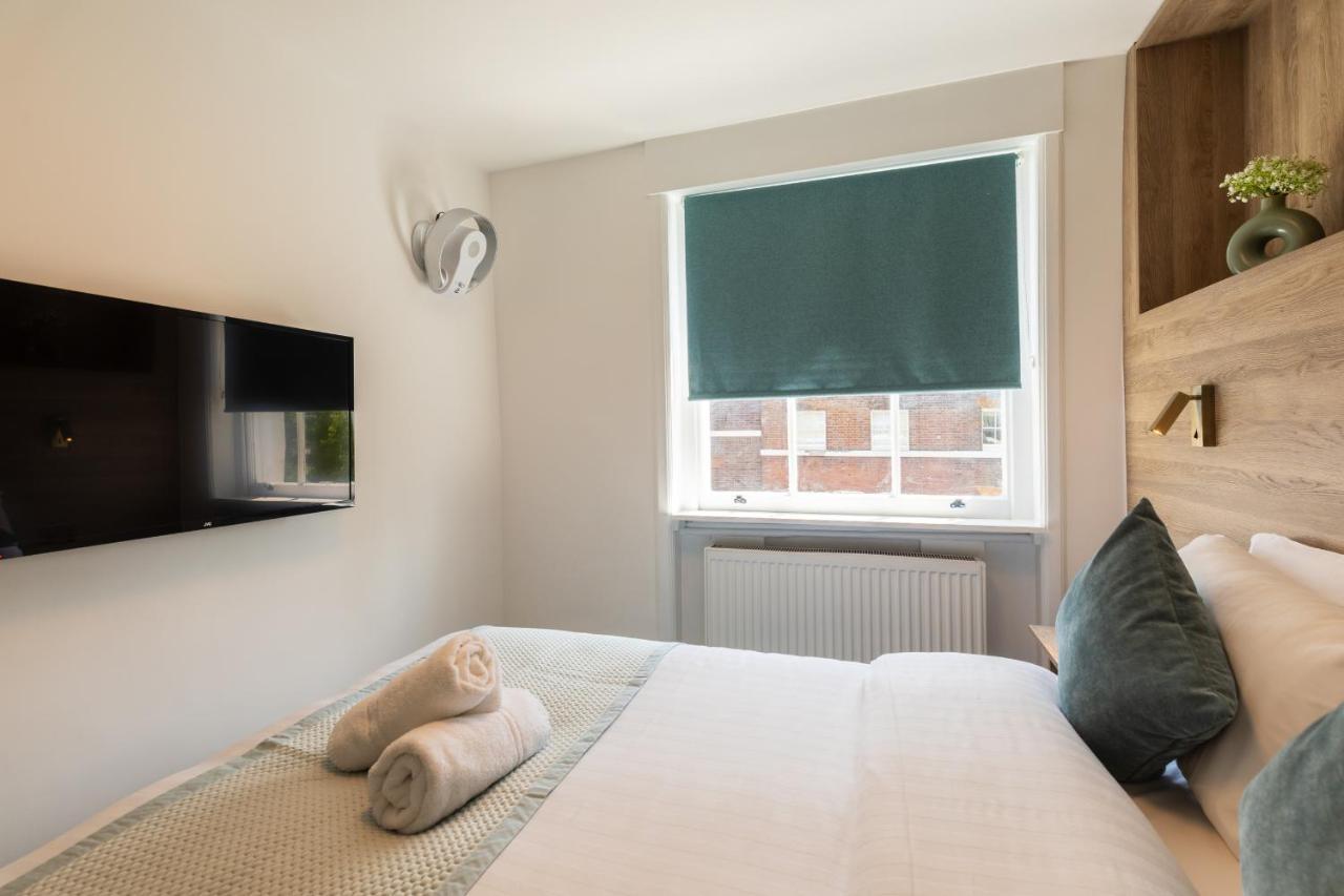 The Chapter - Griffin House Hotell