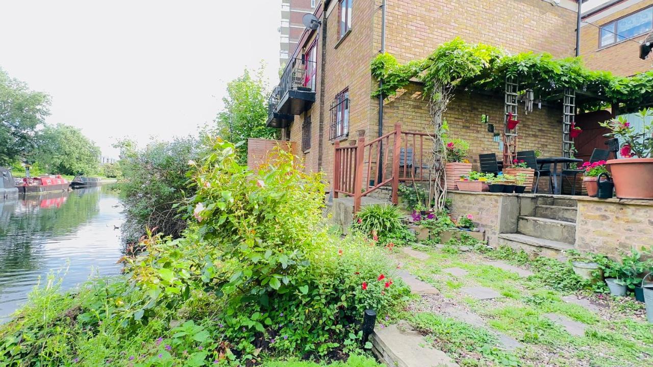 Appartamento Amazing Location - Of London- 2 Bedroom Stunning Canal View House With Private Garden,parking & Balcony Londra