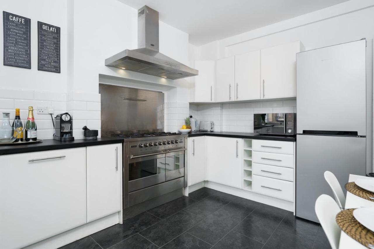 Huge & 3 Bedr, 4 Beds, Covent Gdn * Londres