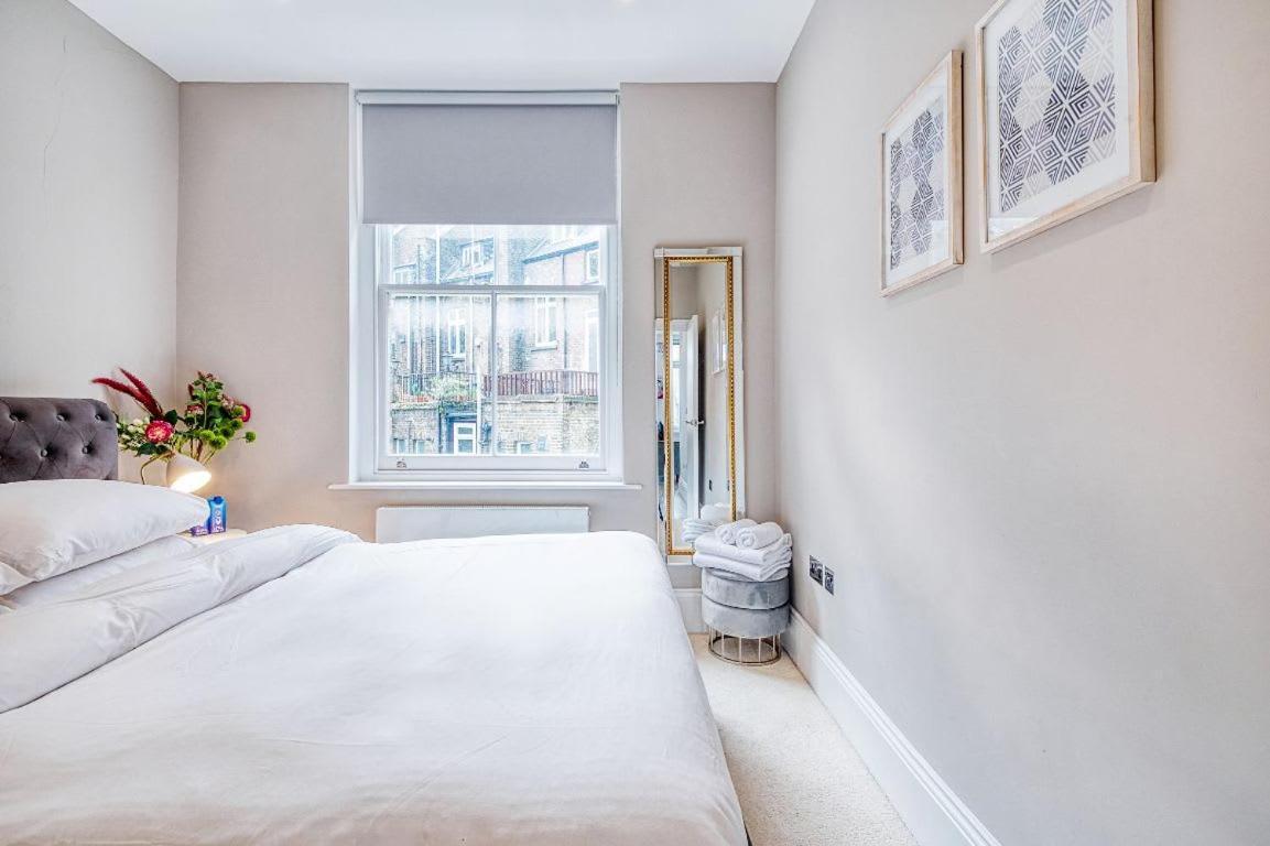 Elegant 1 Bed Apartment- Hampstead Village * Londra