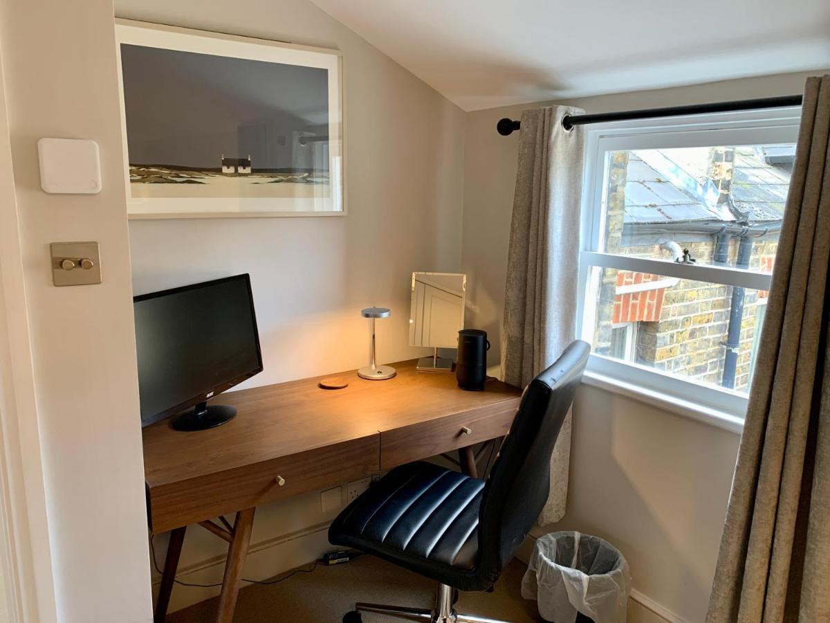 Lovely Newly Refurbished In Battersea Appartement
