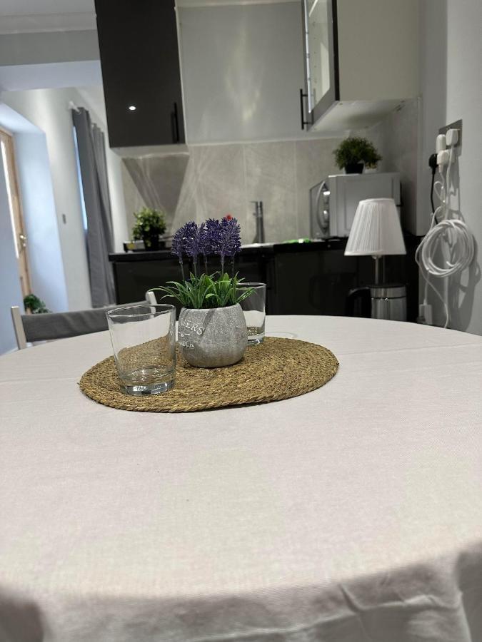 Appartement Charming 1-bed In 8 Londen