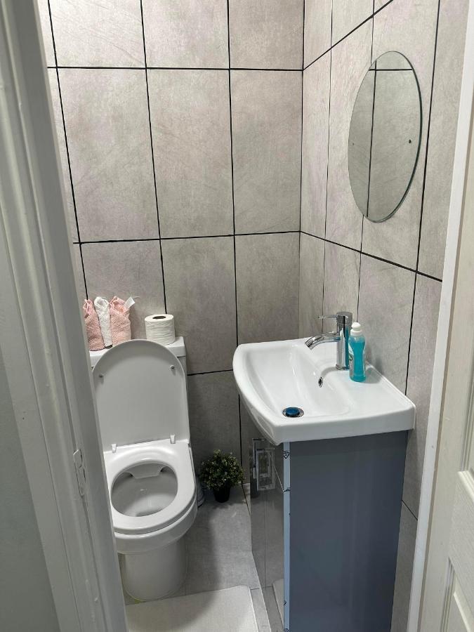 Charming 1-bed In 8 Appartement Londen