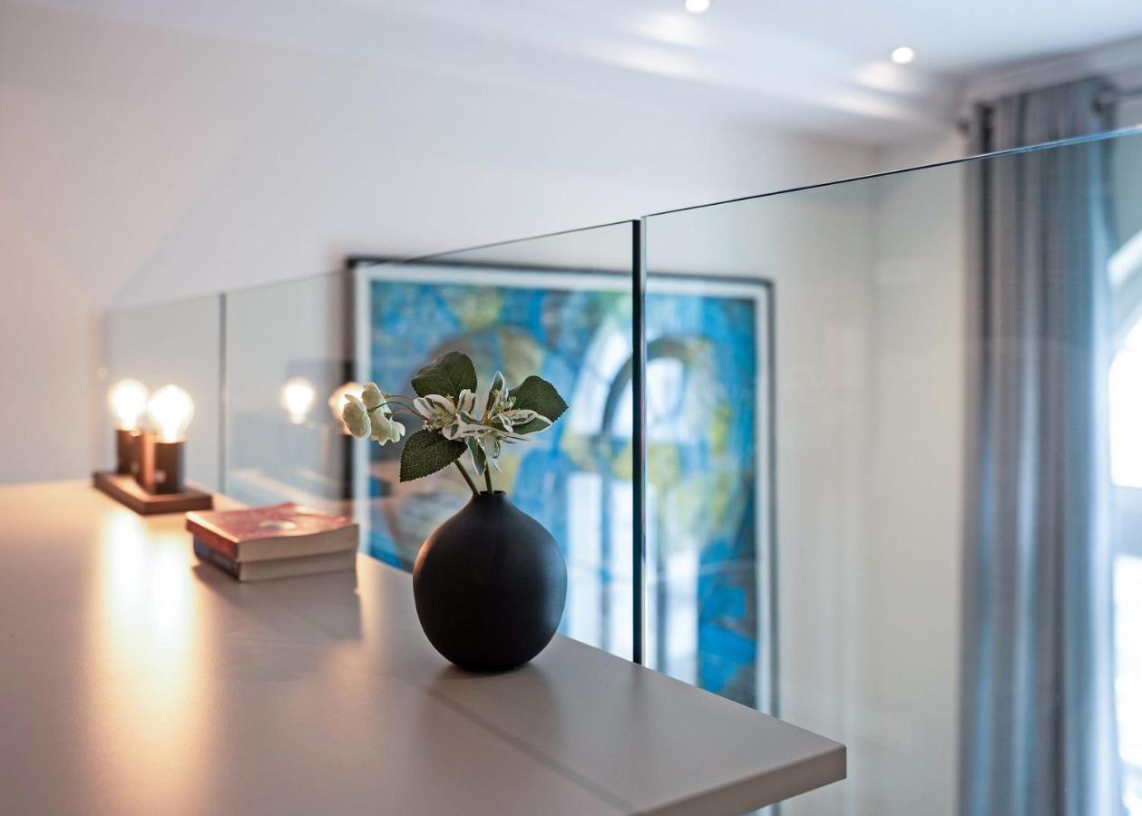 The Artists Hideaway-2 Bed Mezzanine In Paddington Holiday home London