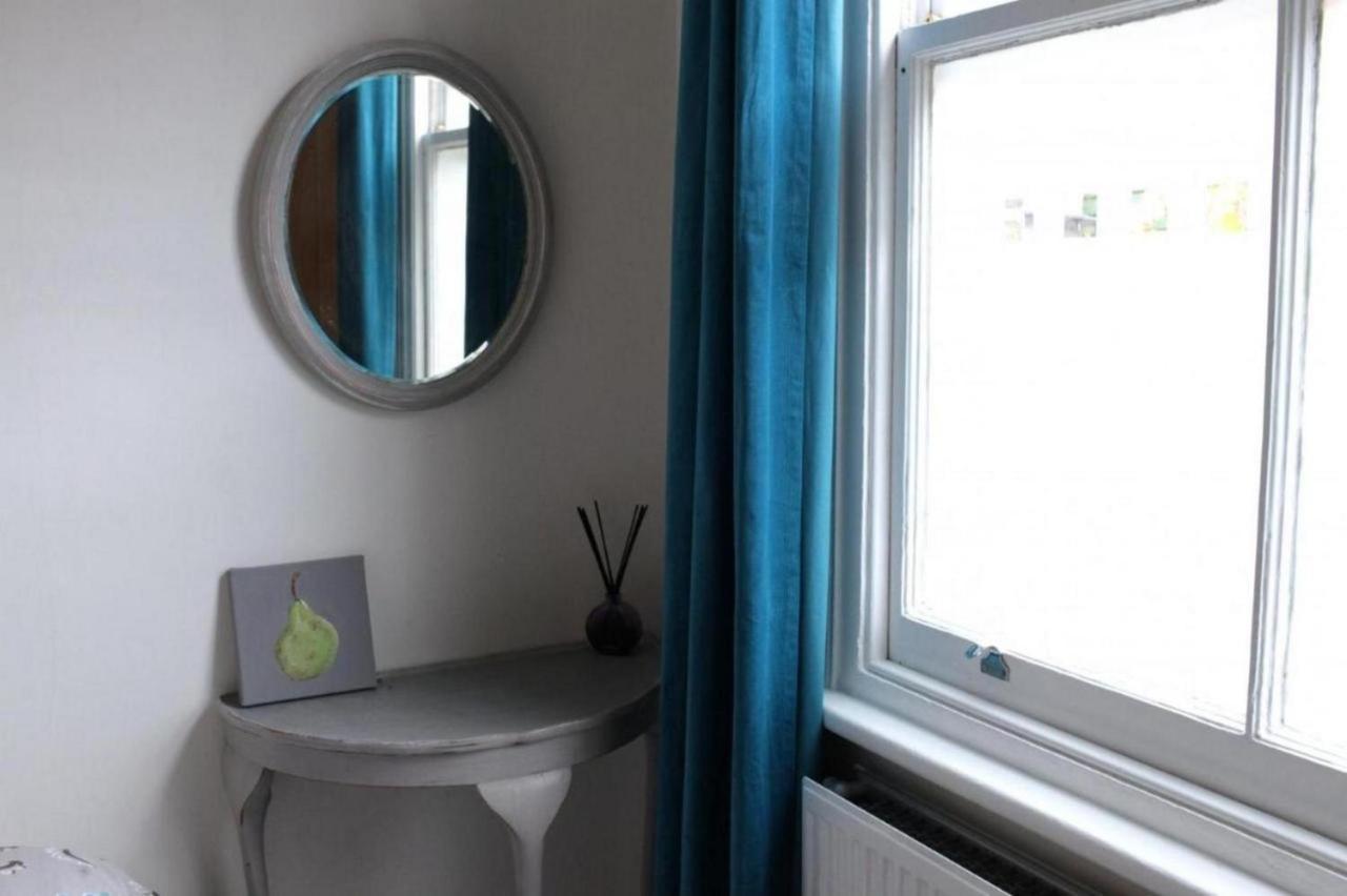Trendy 2bd Flat In West Hampstead * Londra