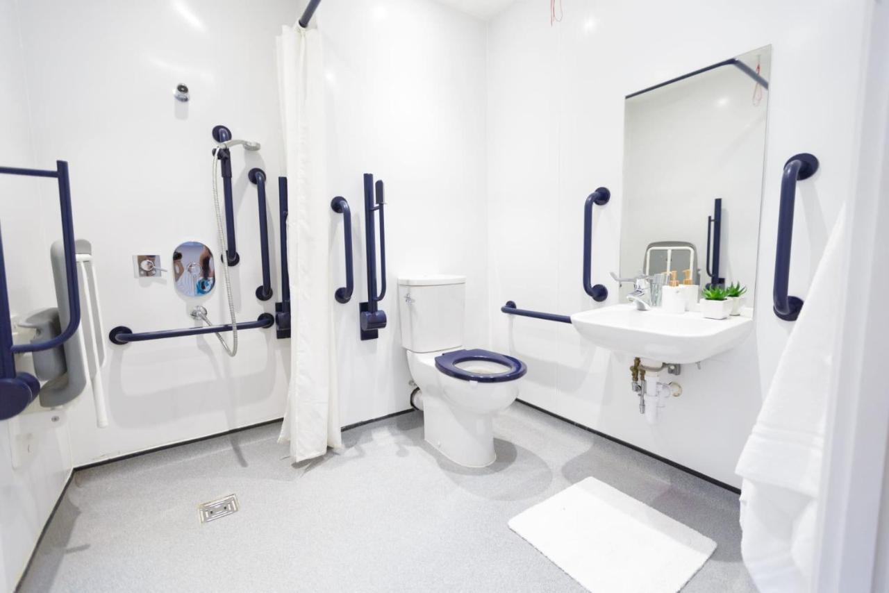 Apartment Cosy And Ensuite Bedrooms At New Cross In