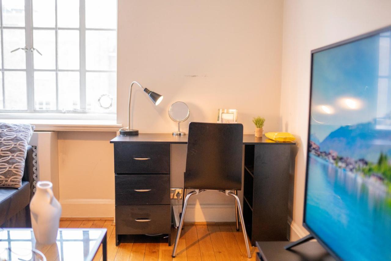 Appartement Flat In *