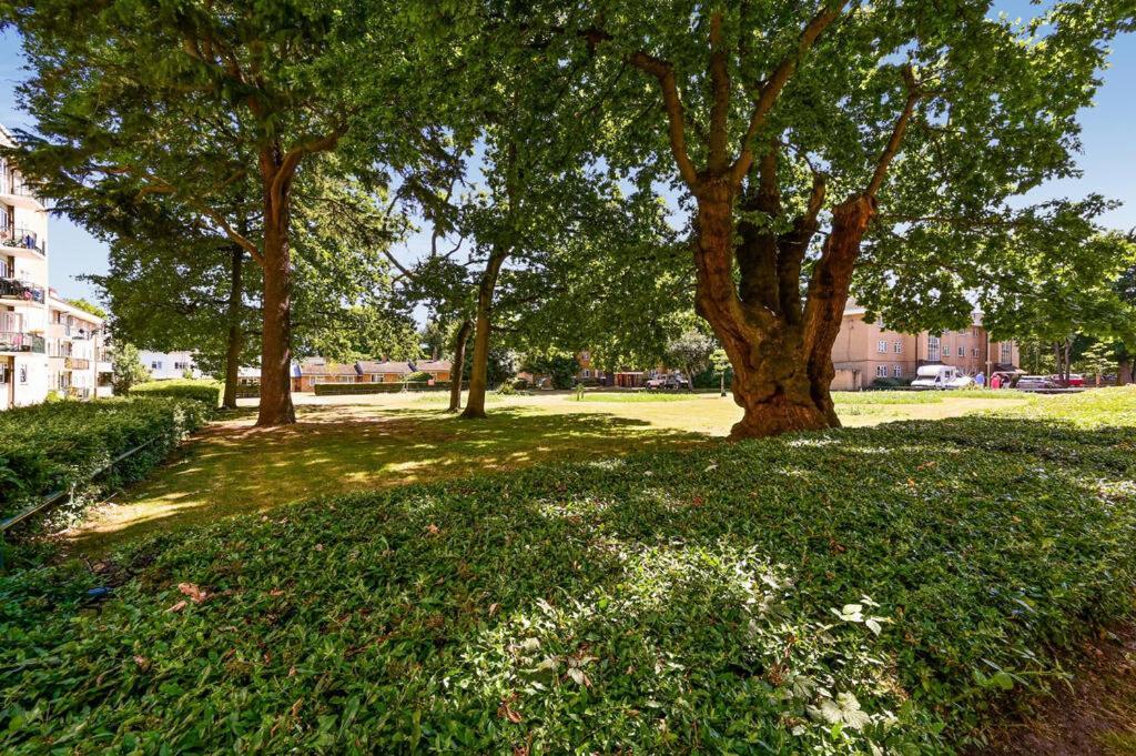 Apartment 29 Smithwood Close London
