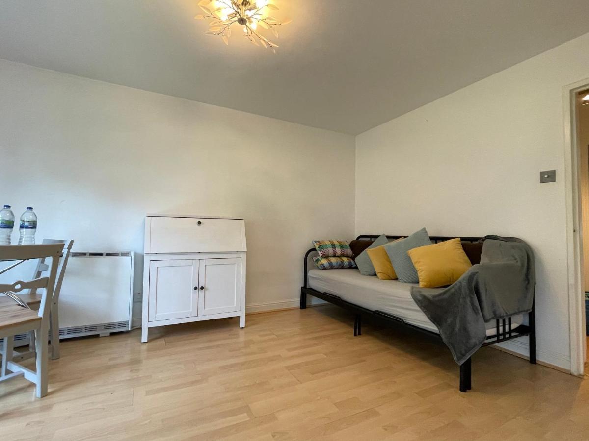Surrey Docks Se16 Near Canada Water N Easy Access Canary Wharf Lägenhet *
