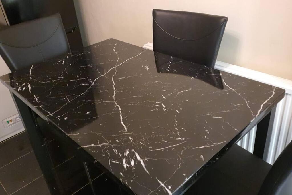 Lejlighed 2 Bedroom Flat In Vauxhall, London