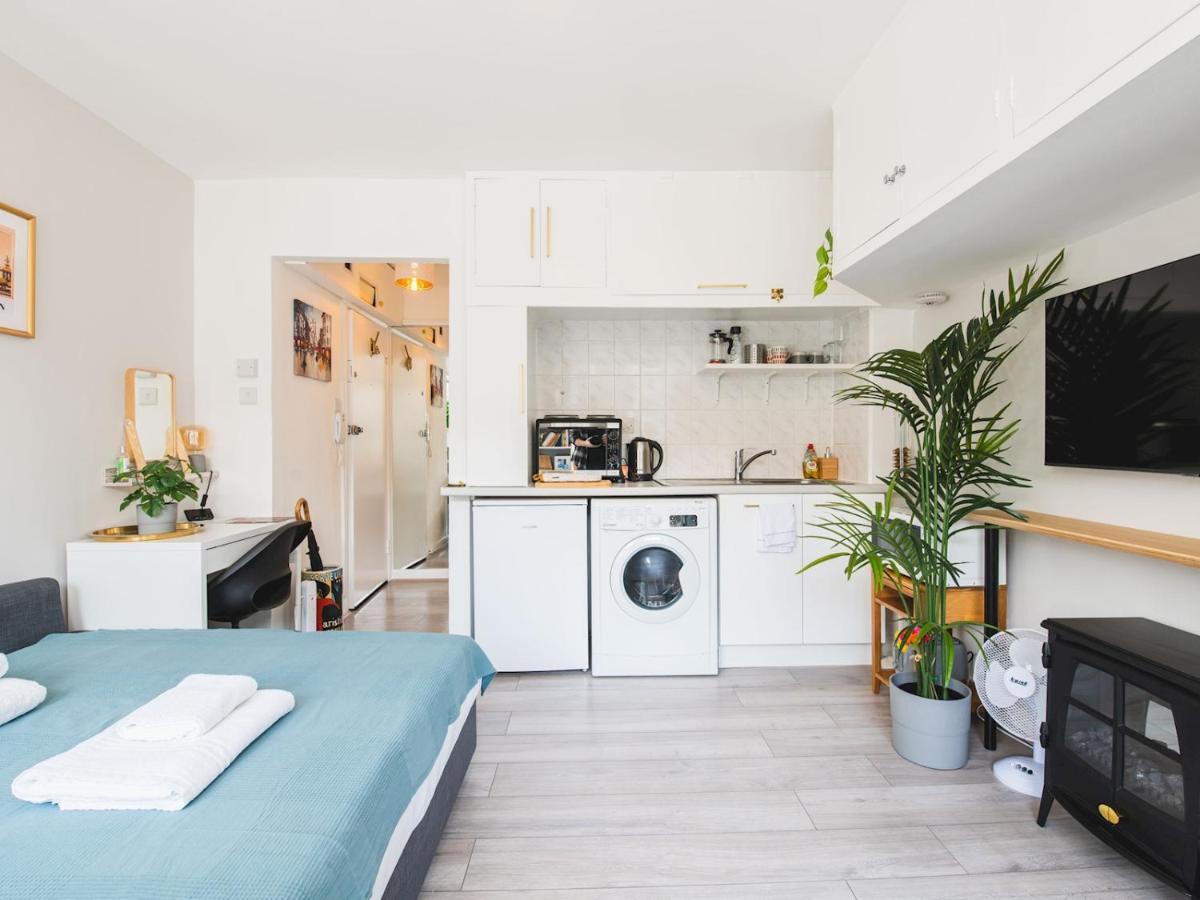 Appartamento Pass The Keys - Stylish & Cozy Close To Hyde Park *