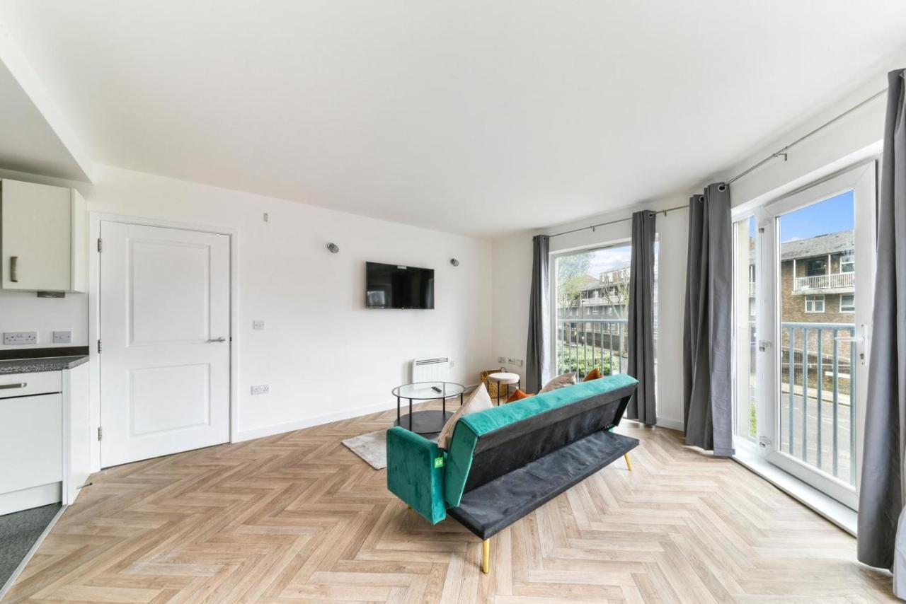 Lejlighed Amazing 2 Bedroom Flat In Canary Wharf London