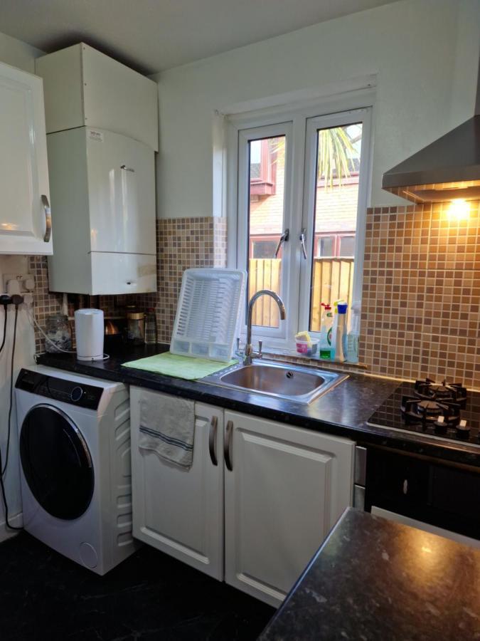 Privatunterkunft Cozy Double Bedroom In Zone 1-2
