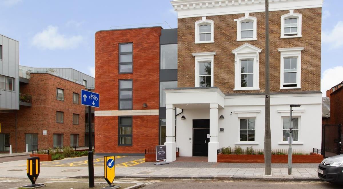 Appartement Stunning Modern At Seven Sisters Located In *