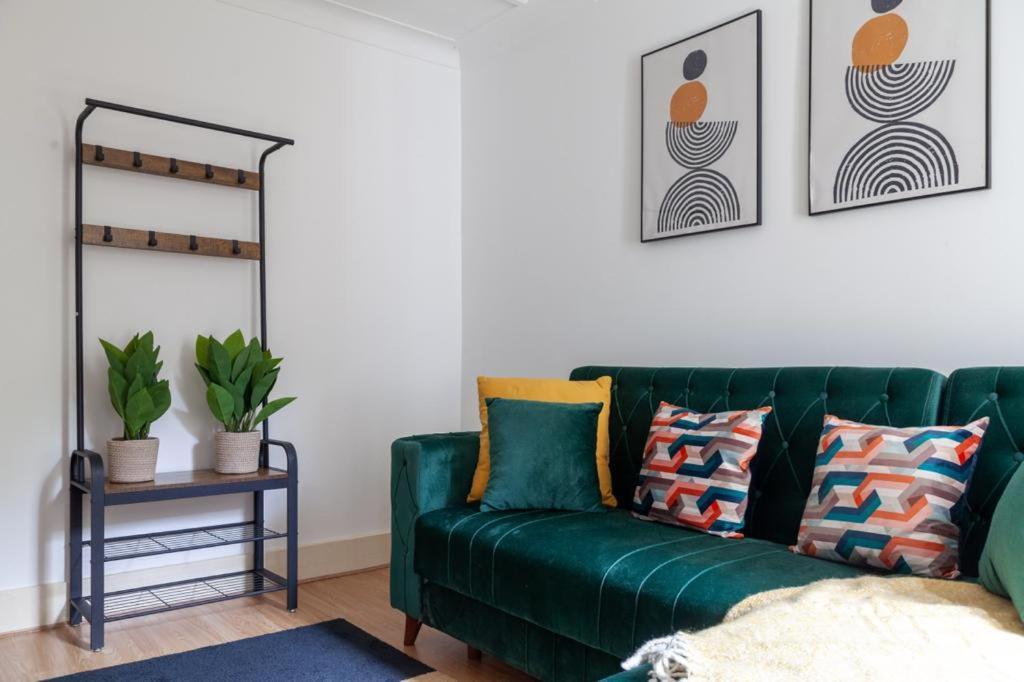 One Bedroom Flat In The Heart Of Brixton Lägenhet