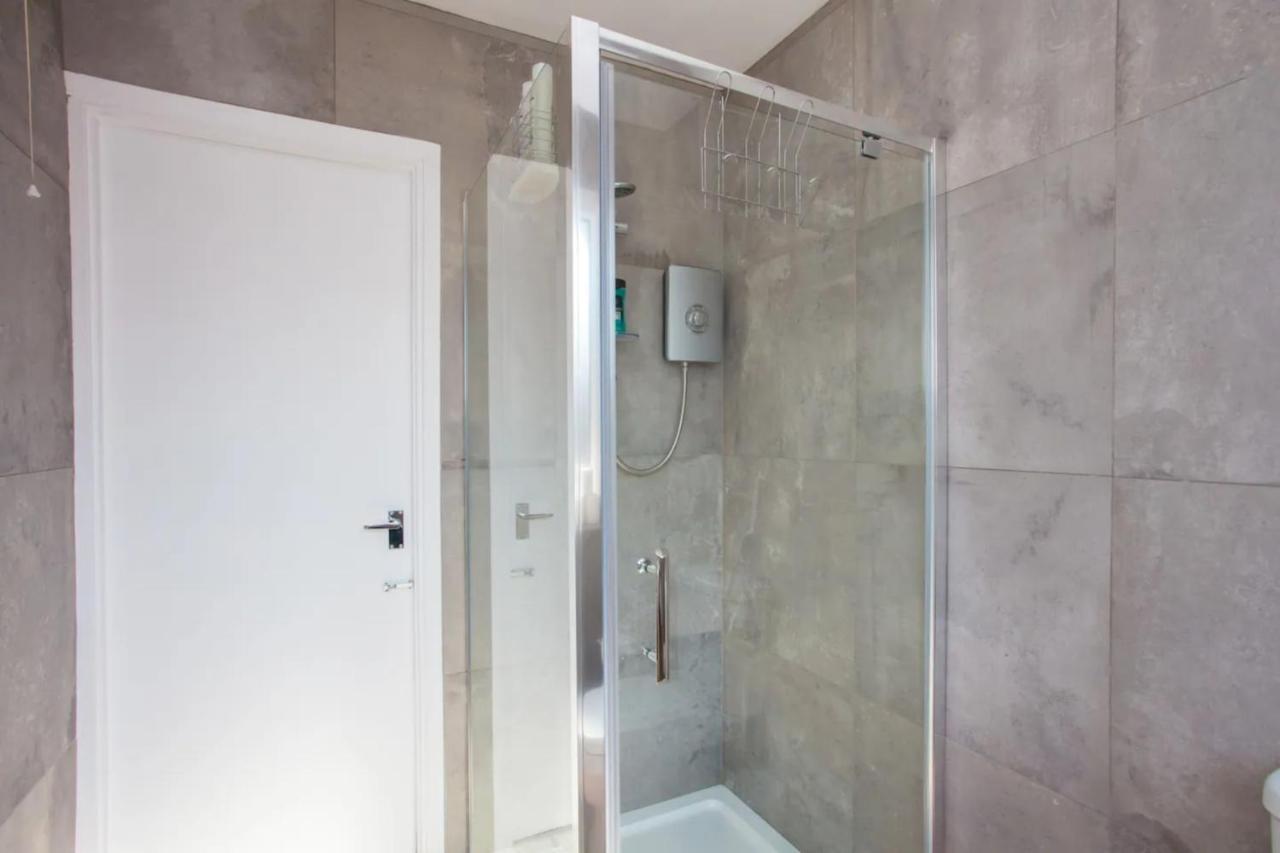 Stylish 4bd House With Private Garden - Stratford Hébergement de vacances Londres