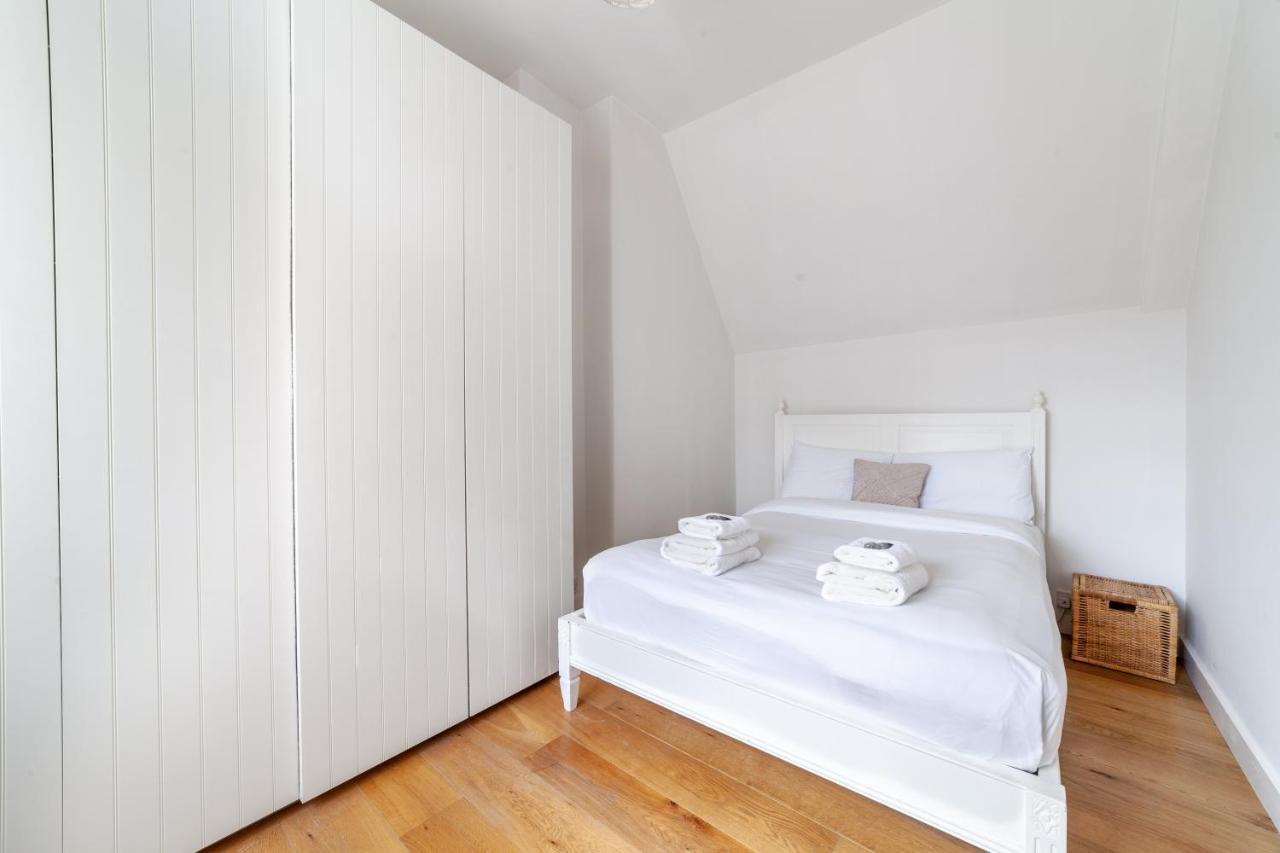 Fantastic Floor 1 Bedroom Loft Flat In Fitzrovia London