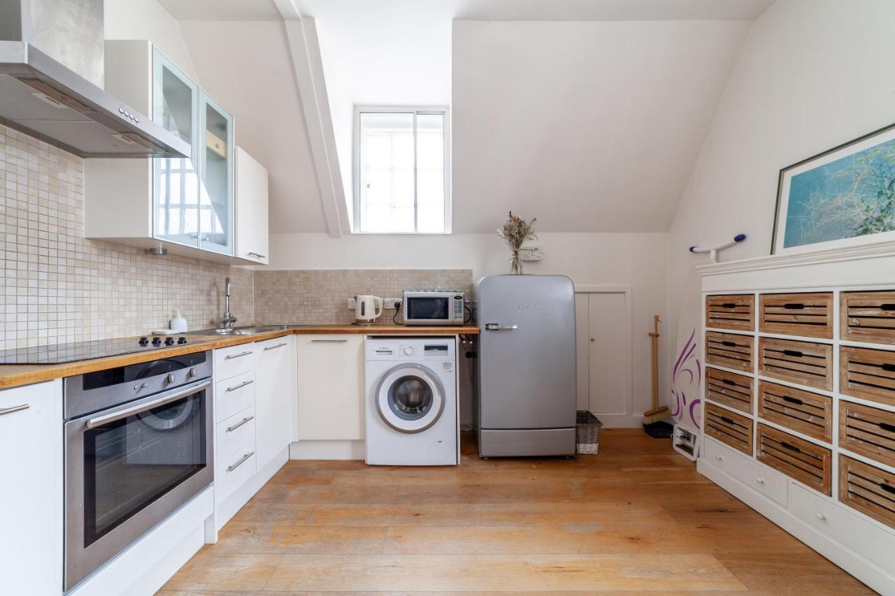 Apartment Fantastic Floor 1 Bedroom Loft Flat In Fitzrovia
