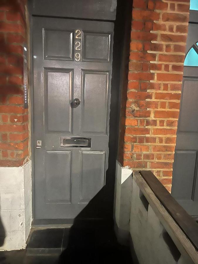 Queenstown Road Studio Flat Appartement Londen