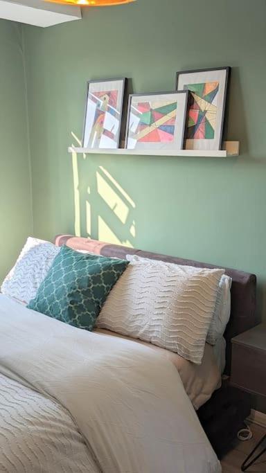 Stylish 2 Bedroom Flat In Angel Location Leilighet