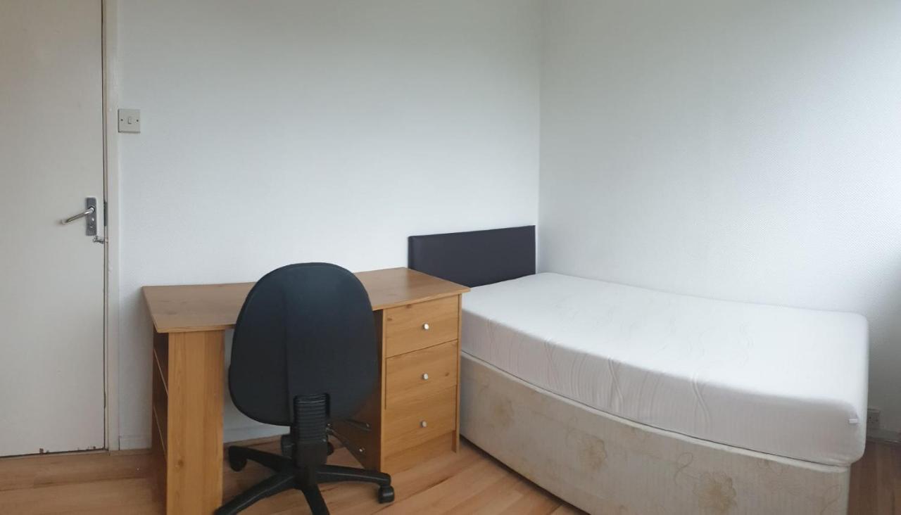 Accommodatie bij particulieren Elephant & Castle - Zone 2 - Private - Shared Bathroom Londen