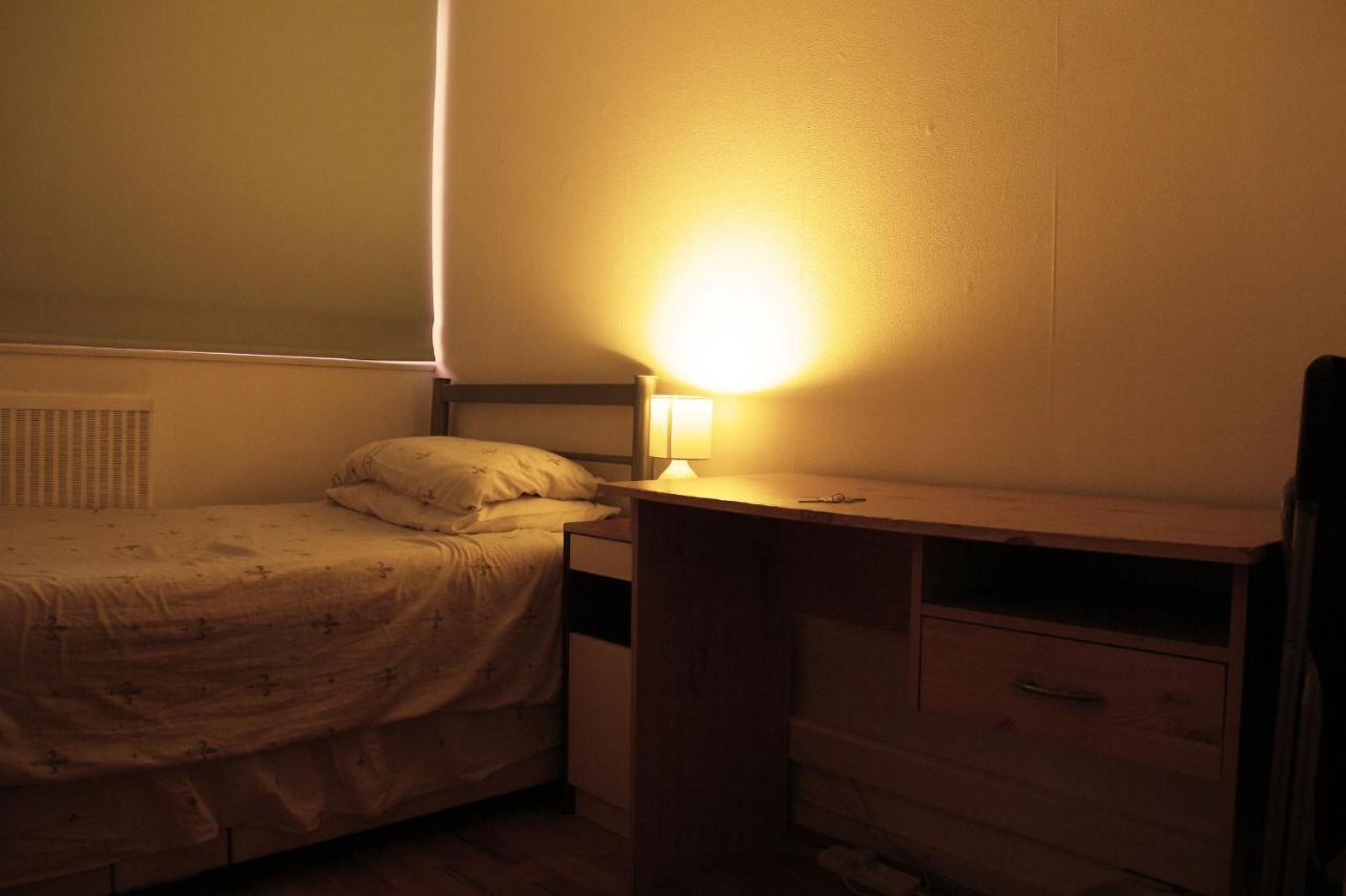 Accommodatie bij particulieren Elephant & Castle - Zone 2 - Private - Shared Bathroom *