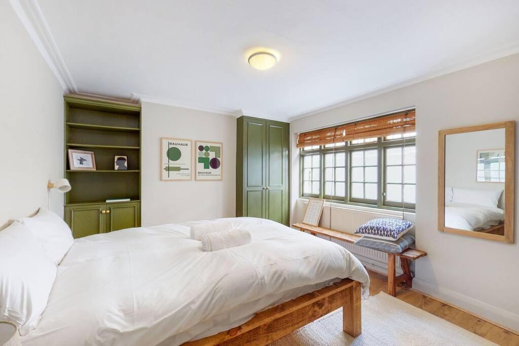 Whimsical 4 Bedroom House In Elephant And Castle Appartamento
