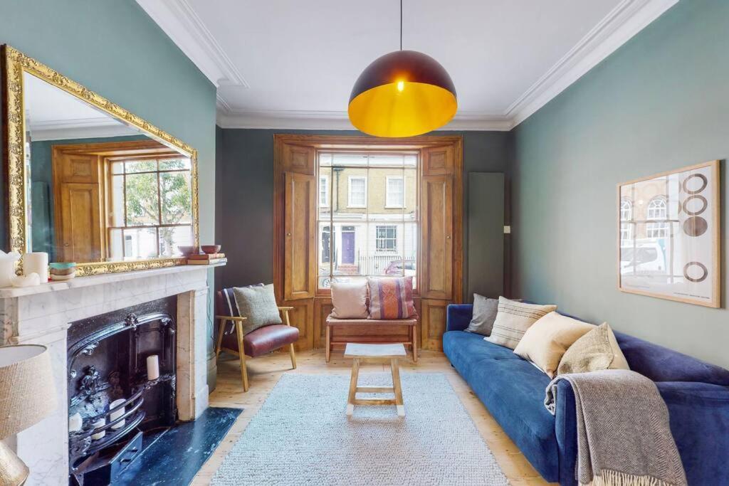 Appartamento Whimsical 4 Bedroom House In Elephant And Castle Londra