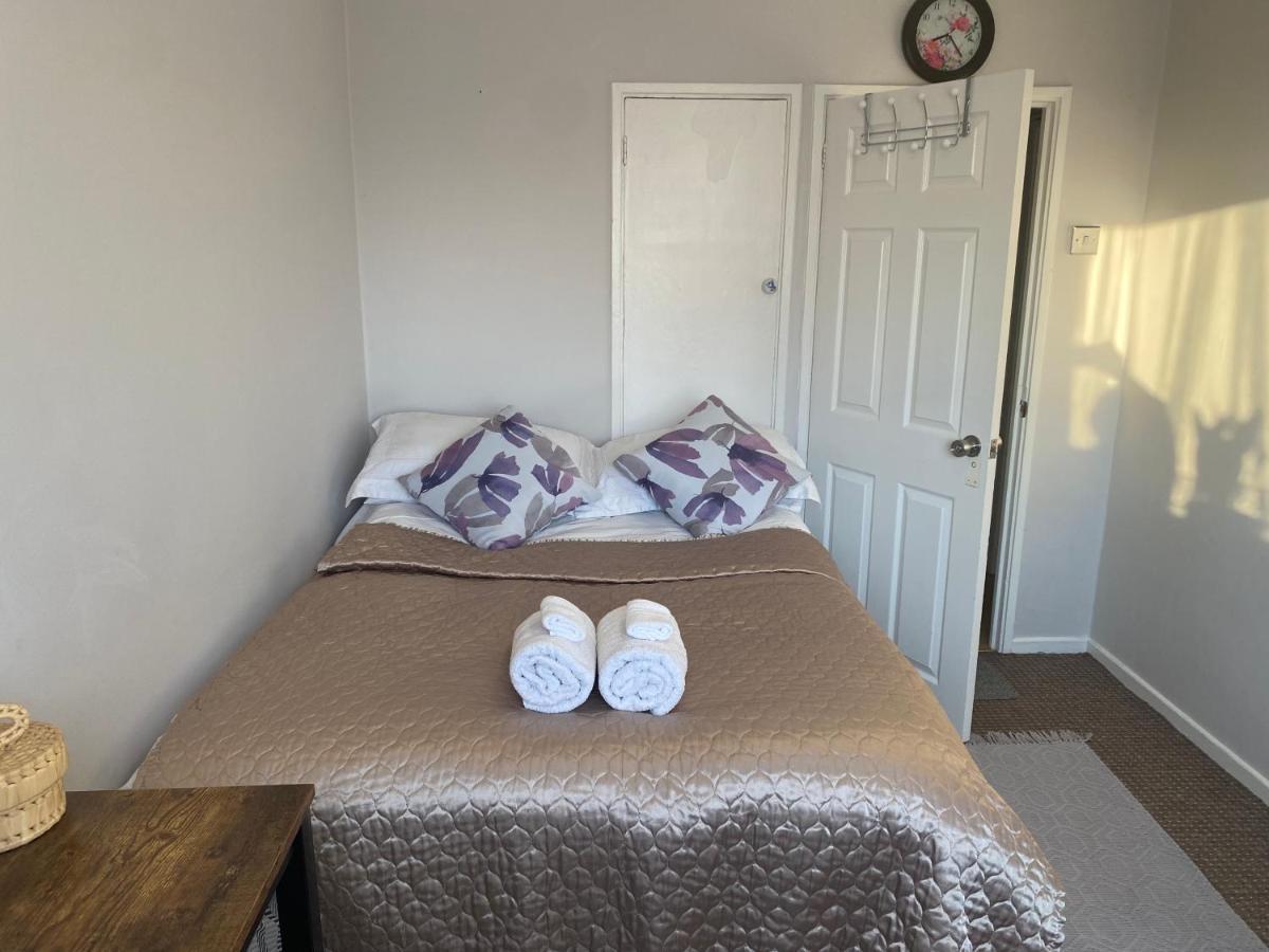 One Double Bedroom In A Shared Appartement