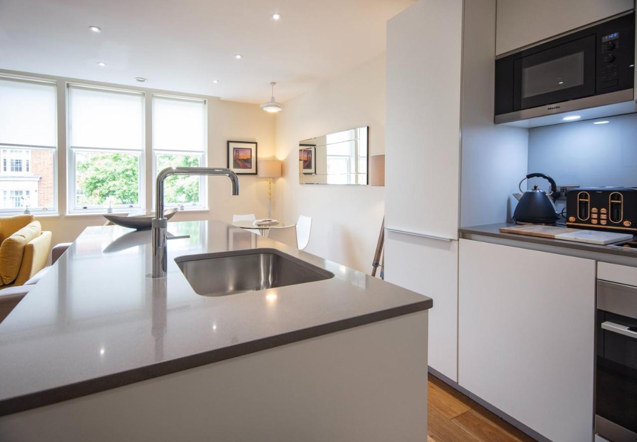 Leilighet Kensington High Street One Bed London