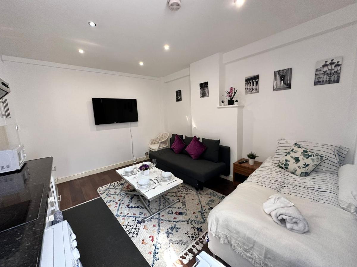 Appartamento Central 1-bedroom Cozy Budget Apartment, Edgware Road *