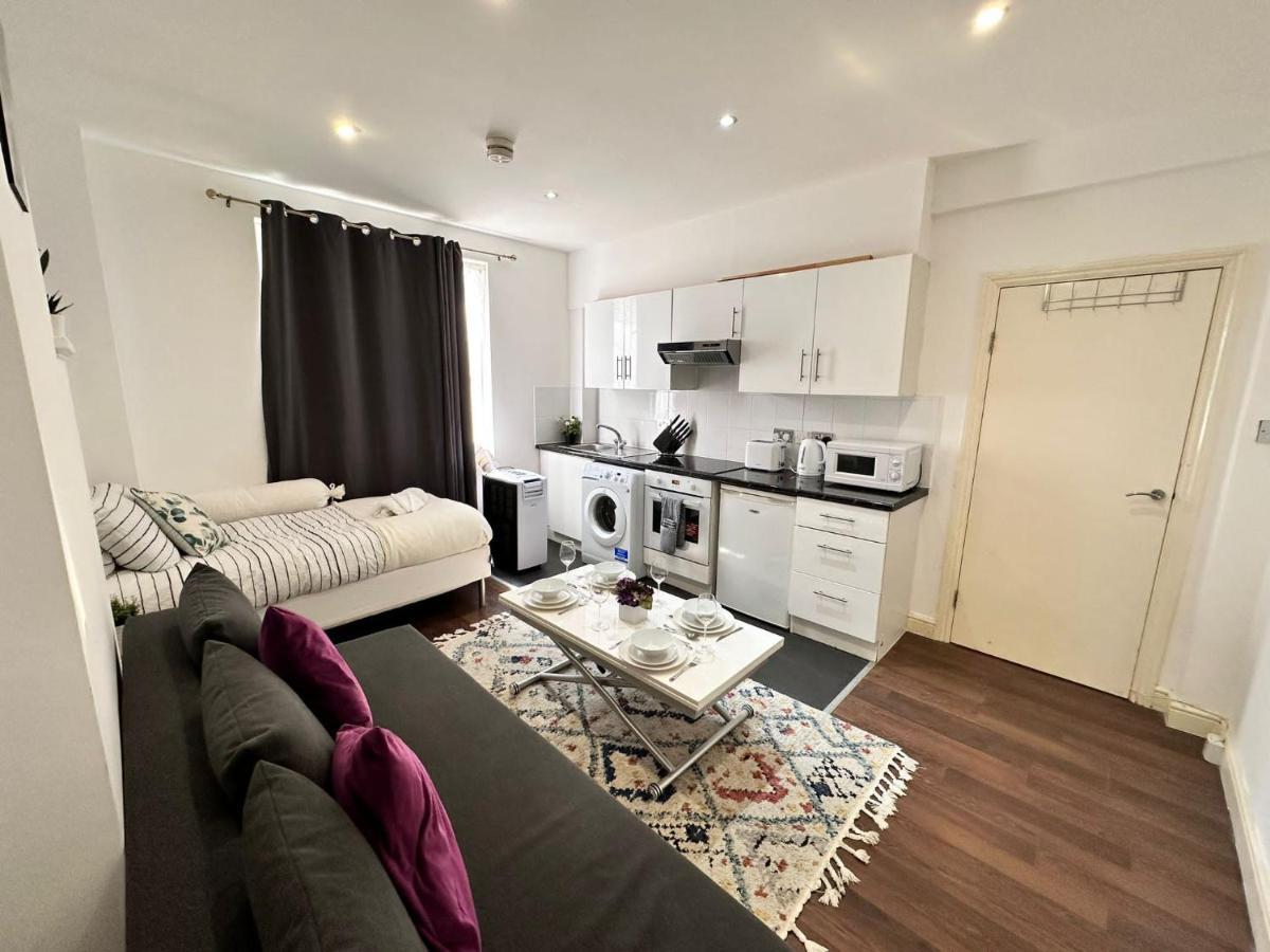 Central 1-bedroom Cozy Budget Apartment, Edgware Road Appartamento Londra
