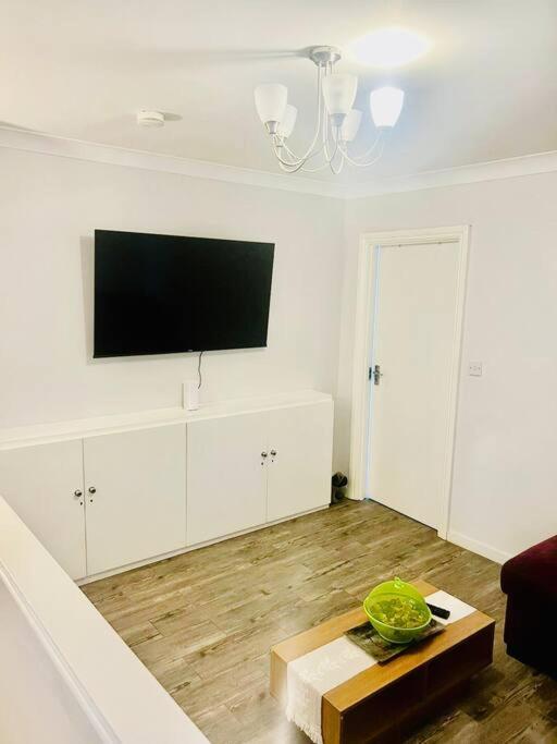 Appartement 3 Bed Sky Se15 Peckham