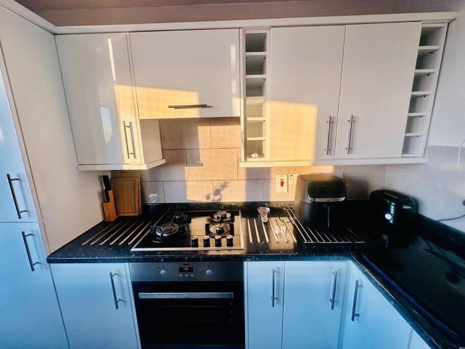 3 Bed Sky Se15 Peckham * Londen