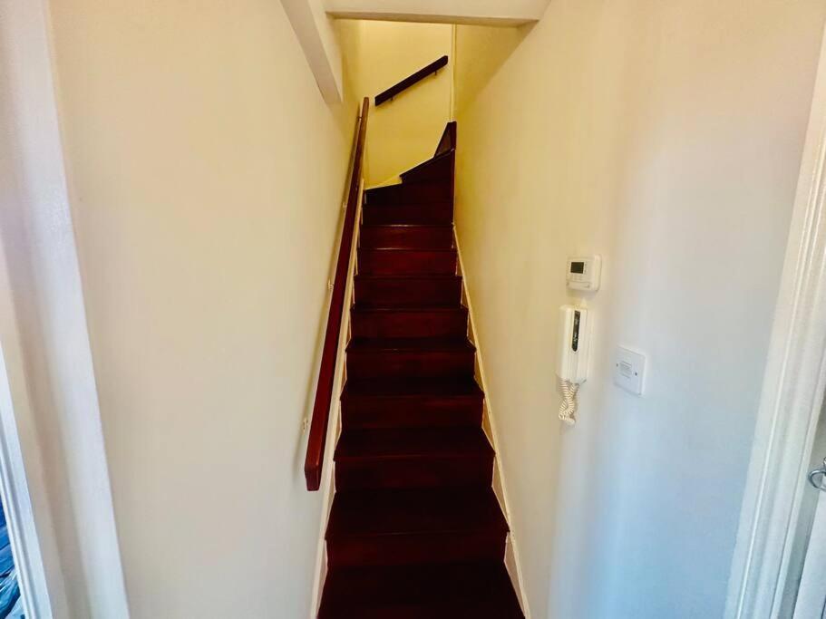 Appartement 3 Bed Sky Se15 Peckham