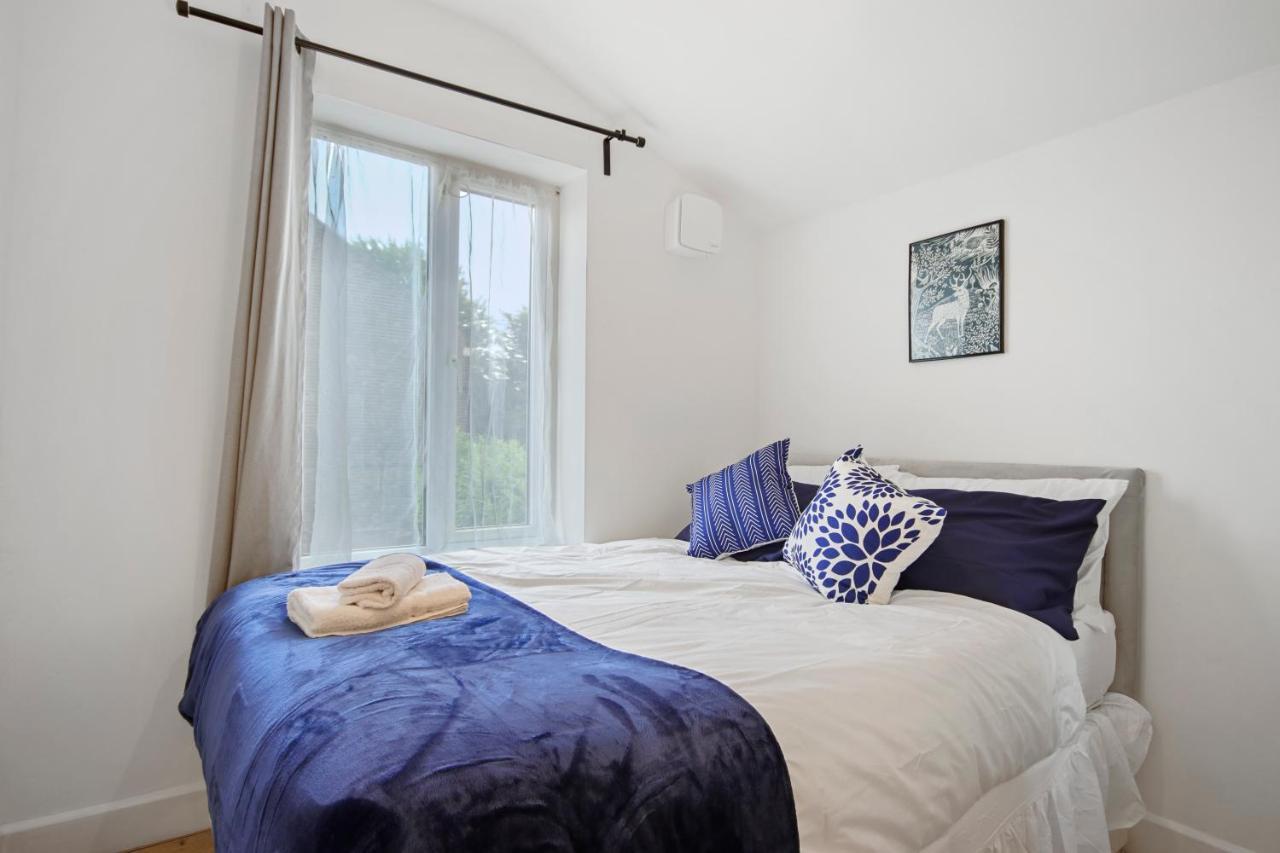 Appartement Modern 2 Bed East By Rebby Sleeps 5 Near Canning Town Station Londres
