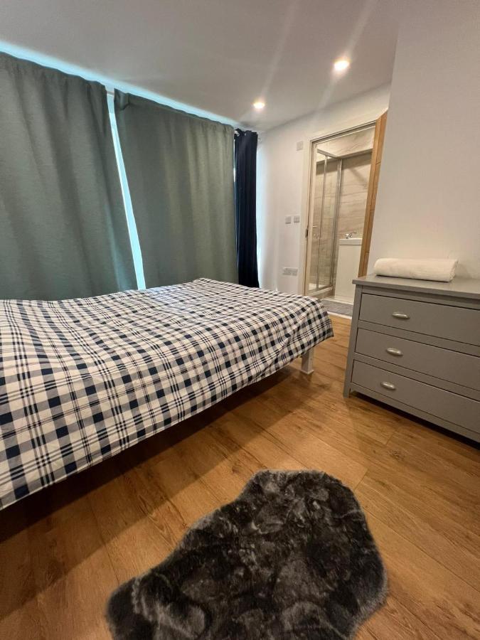 Four Bedroom Brixton