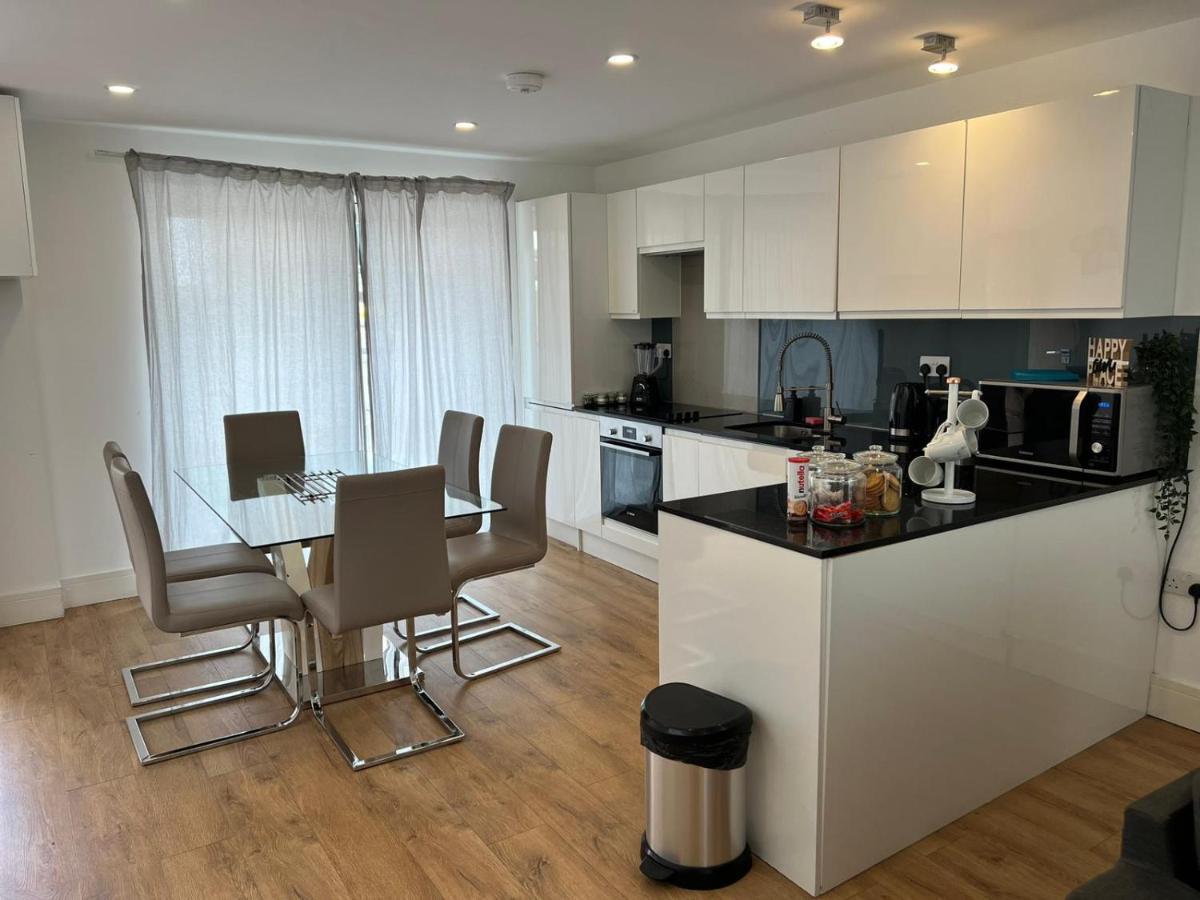 Apartment Four Bedroom Brixton