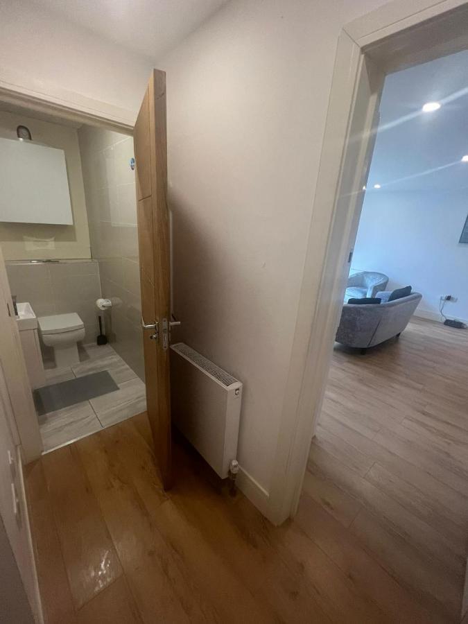 Apartment Four Bedroom Brixton London