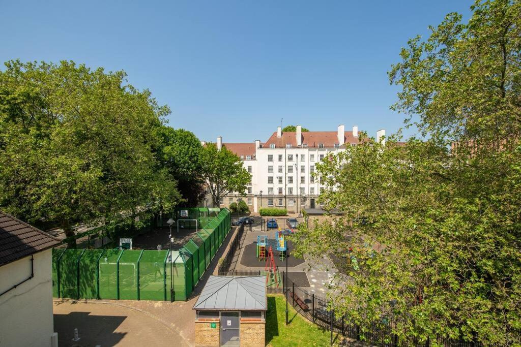 Charming 2 Bedroom Flat In The Heart Of Kings Cross, Londres
