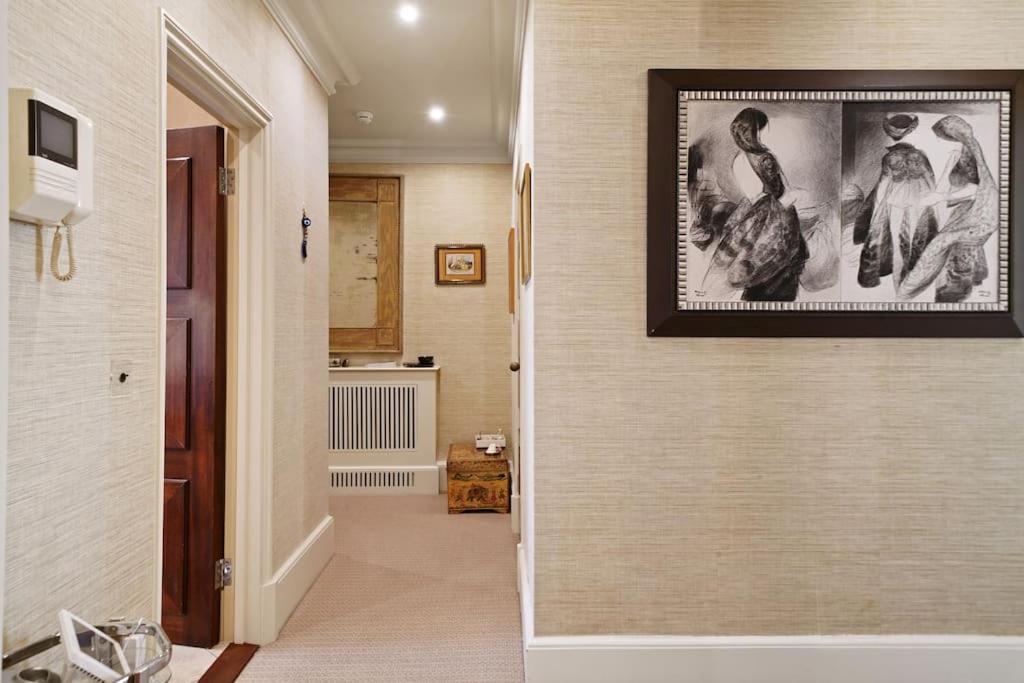 Apartment Three Bedroom In Sloane Square London