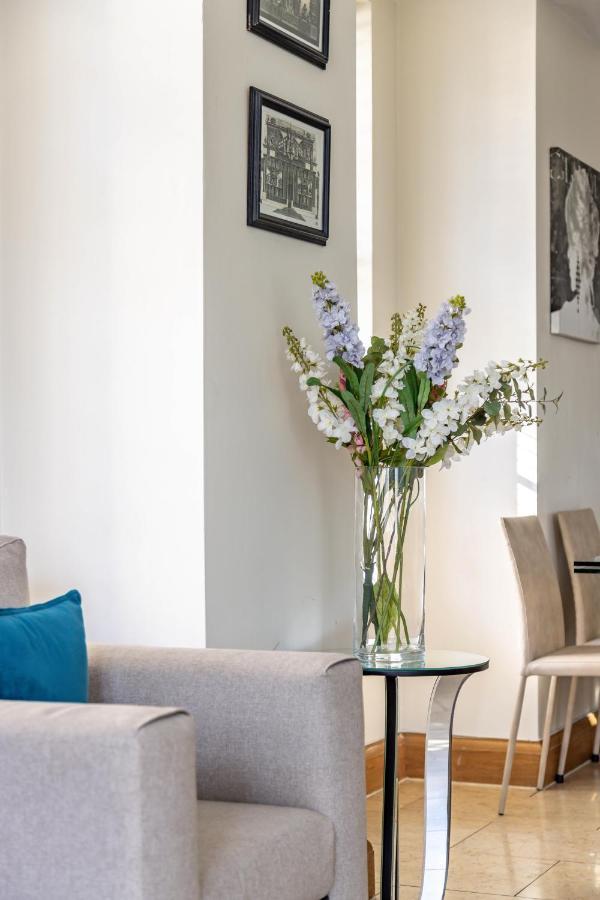 Park Street Mayfair apartments Apartment London
