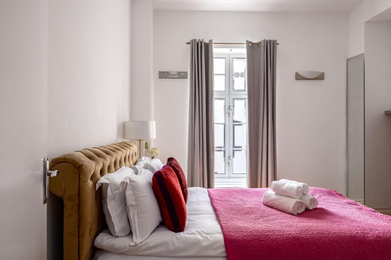Apartment Park Street Mayfair apartments London