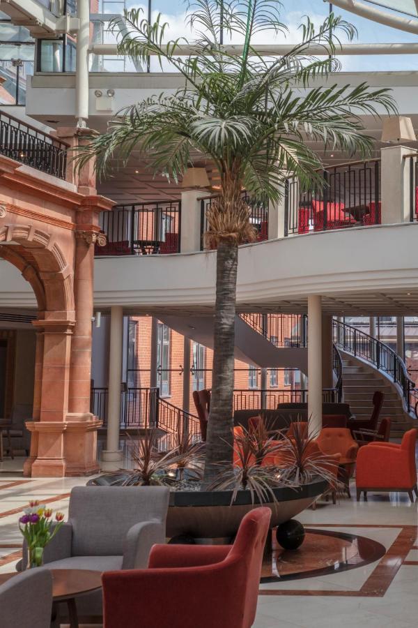 The Crown London, Worldhotels Distinctive Hotel 4*